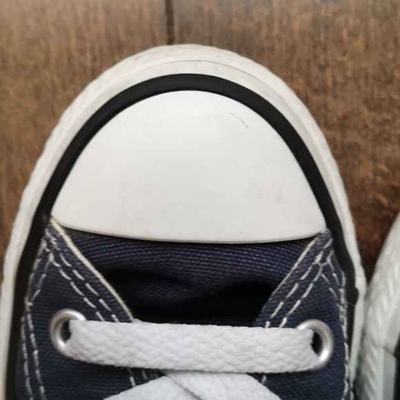 Converse boys shoes size US 10.5/ EUR 27 - Picture 13 of 14